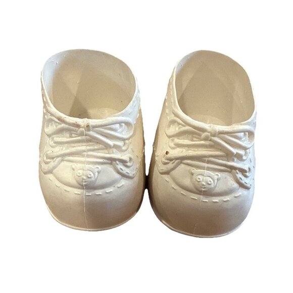 Vintage White Cabbage Patch Doll Shoes Slip On Tennis Shoes Monkey Bear Face - Picture 1 of 6